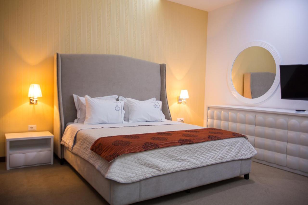 Santa Quaranta Premium Resort Saranda Dış mekan fotoğraf
